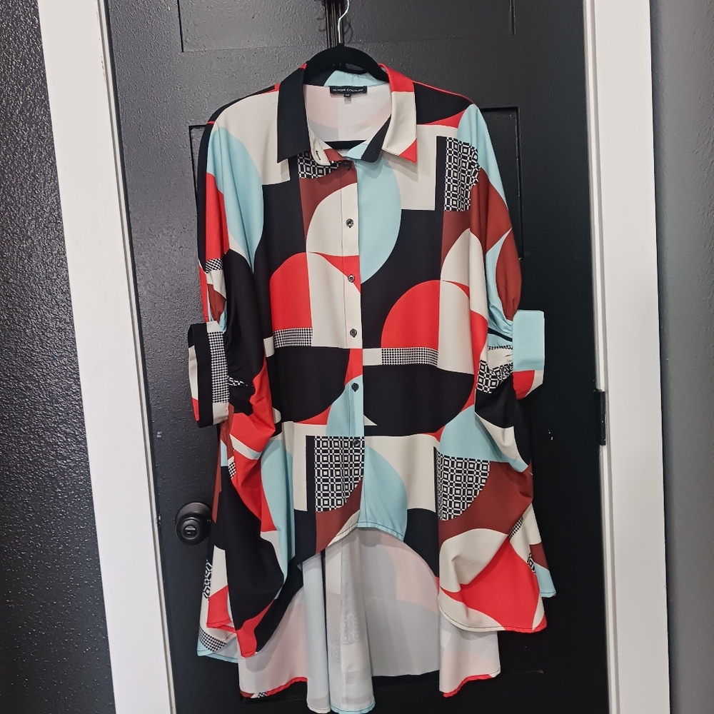 Buxom Couture Women's Plus Size Geometric Print Flowy Hi-lo Blouse
